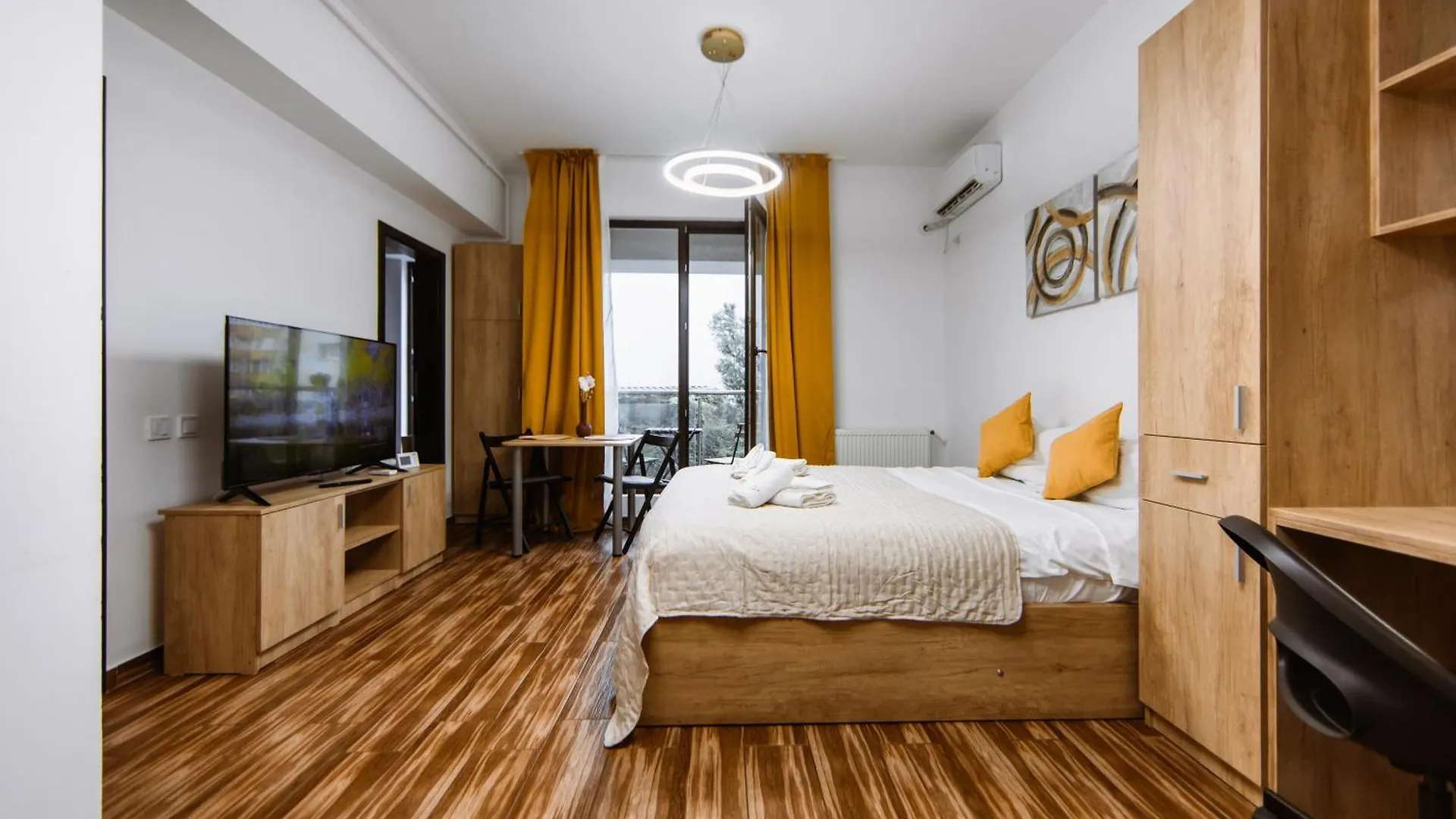 Apartment Zen Studio 1 With Balcony Bucharest Romania